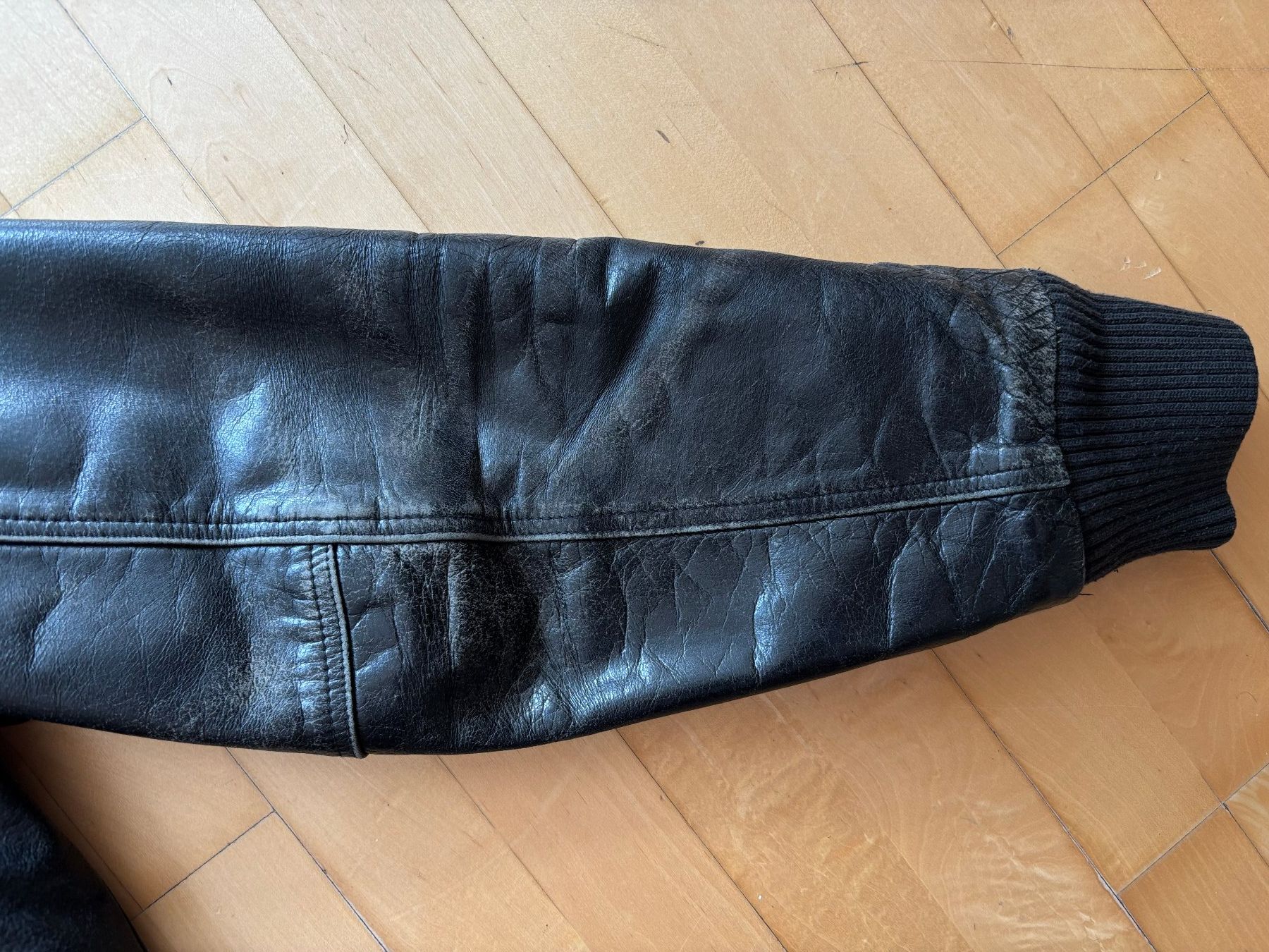 Giacche: Vintage Black Oryx Leather Bomber Jacket – Usato da Belmont-sur-Lausanne venduto da Cedr_Barto 4