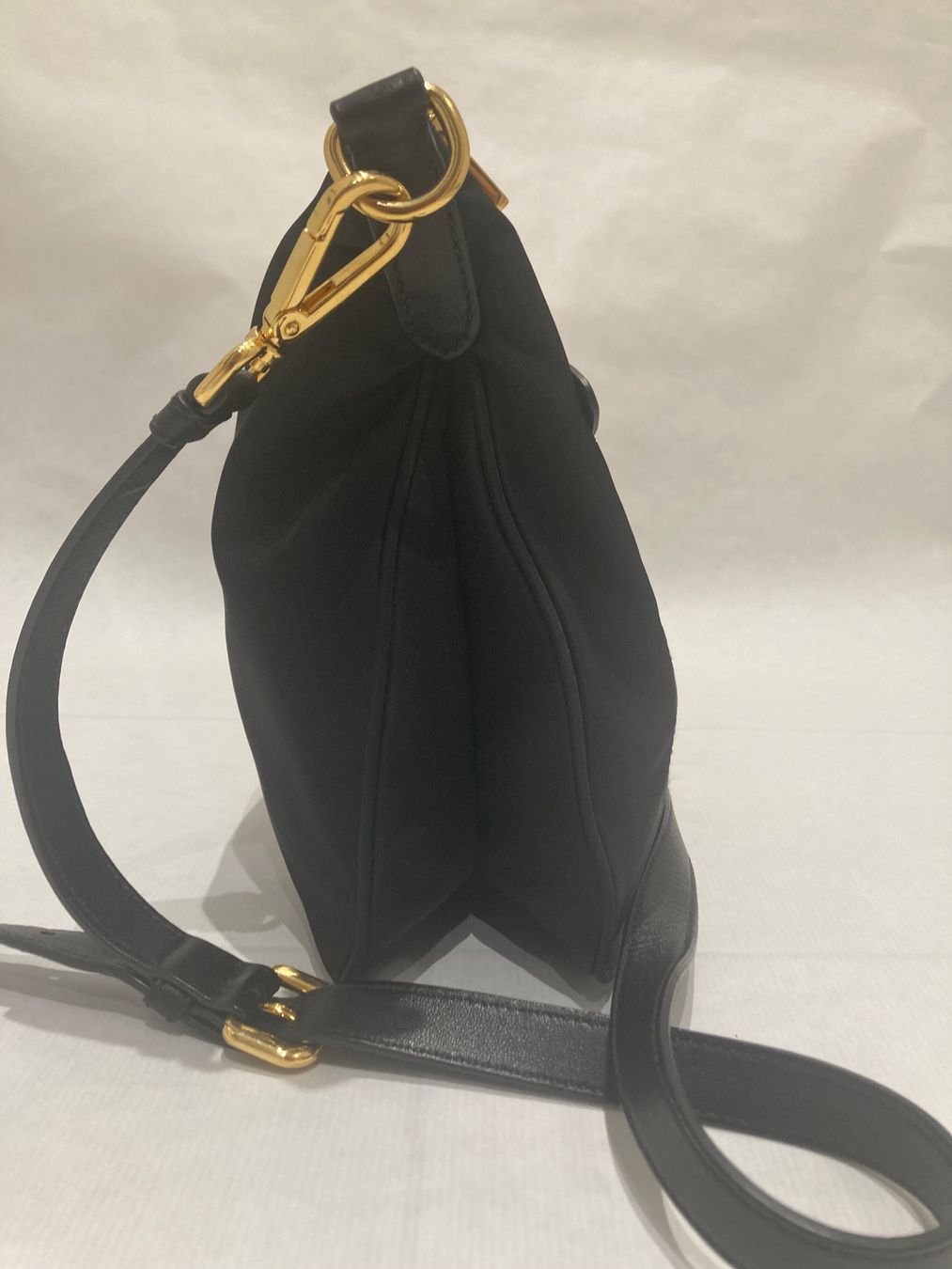 Prada Sacs femmes: Prada bag Re-Nylon – D'occasion à Paradiso par Kayakara 2