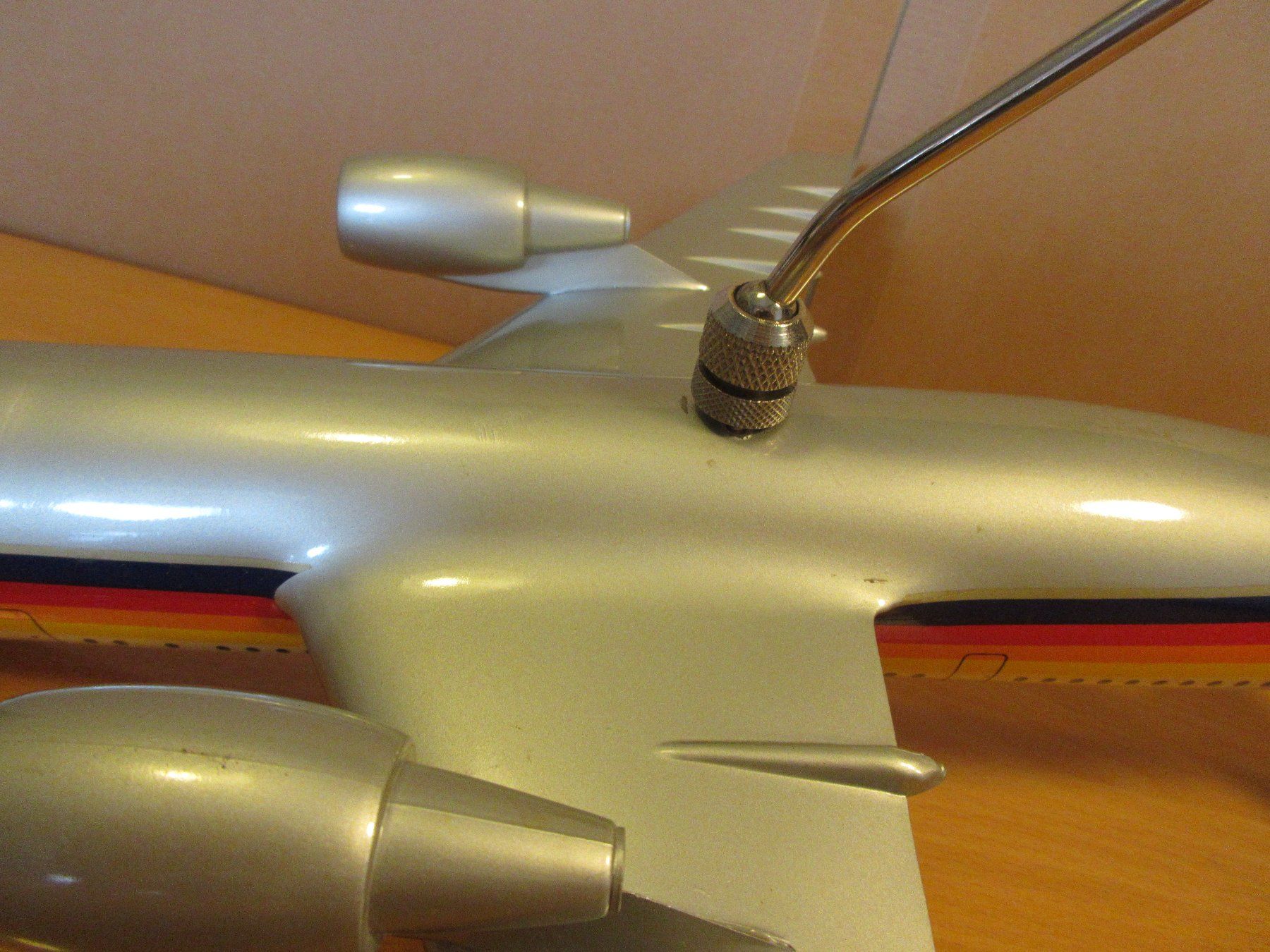 Airbus Kits de montage: Flugzeugmodell Airbus A300,  M : 1/100 – D'occasion à Uster par djet5_vs 8