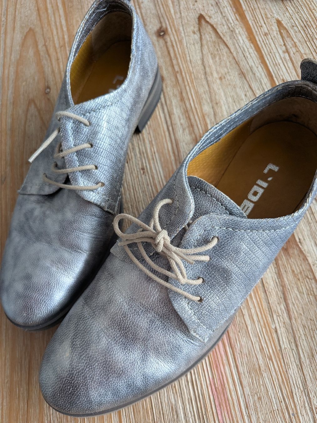 Scarpe da donna: Schuhe Marke L'idea Grösse 38 – Usato da Sempach venduto da Scorch 1
