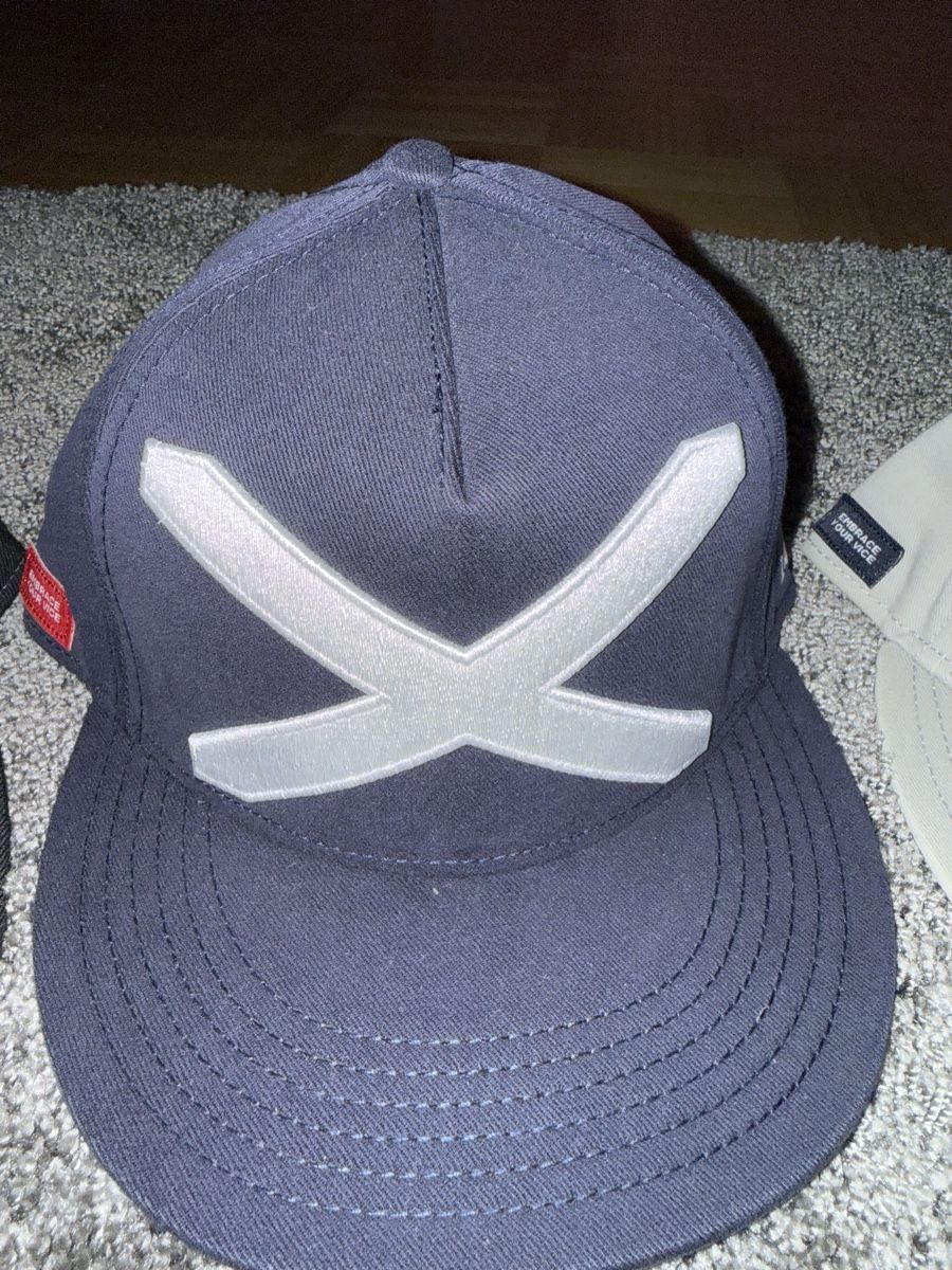 Autres vêtements & accessoires: Basecap – D'occasion à Oberglatt ZH par sam_vs55 2
