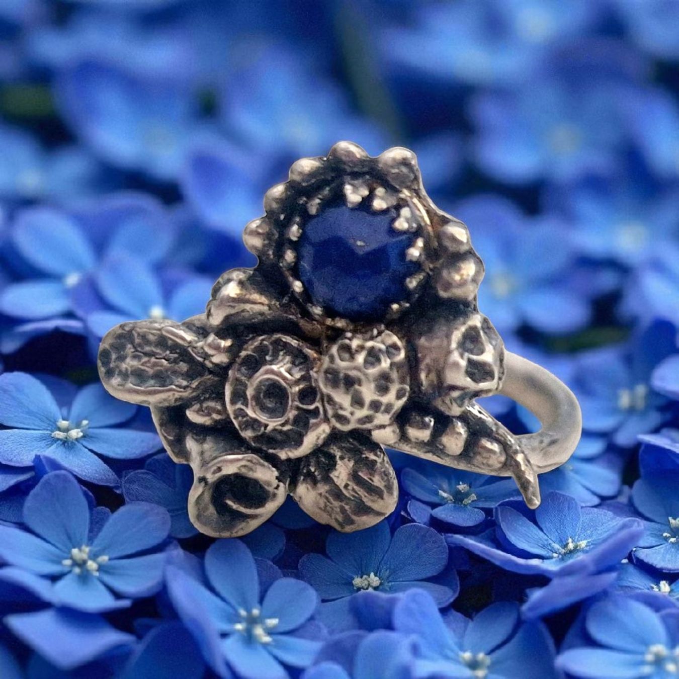 Anelli: Märchenhafter Silberring mit Lapislazuli, Grösse 61 – Nuovo e nell'imballaggio originale da Aarau venduto da Schmuckhoehle_MD 8