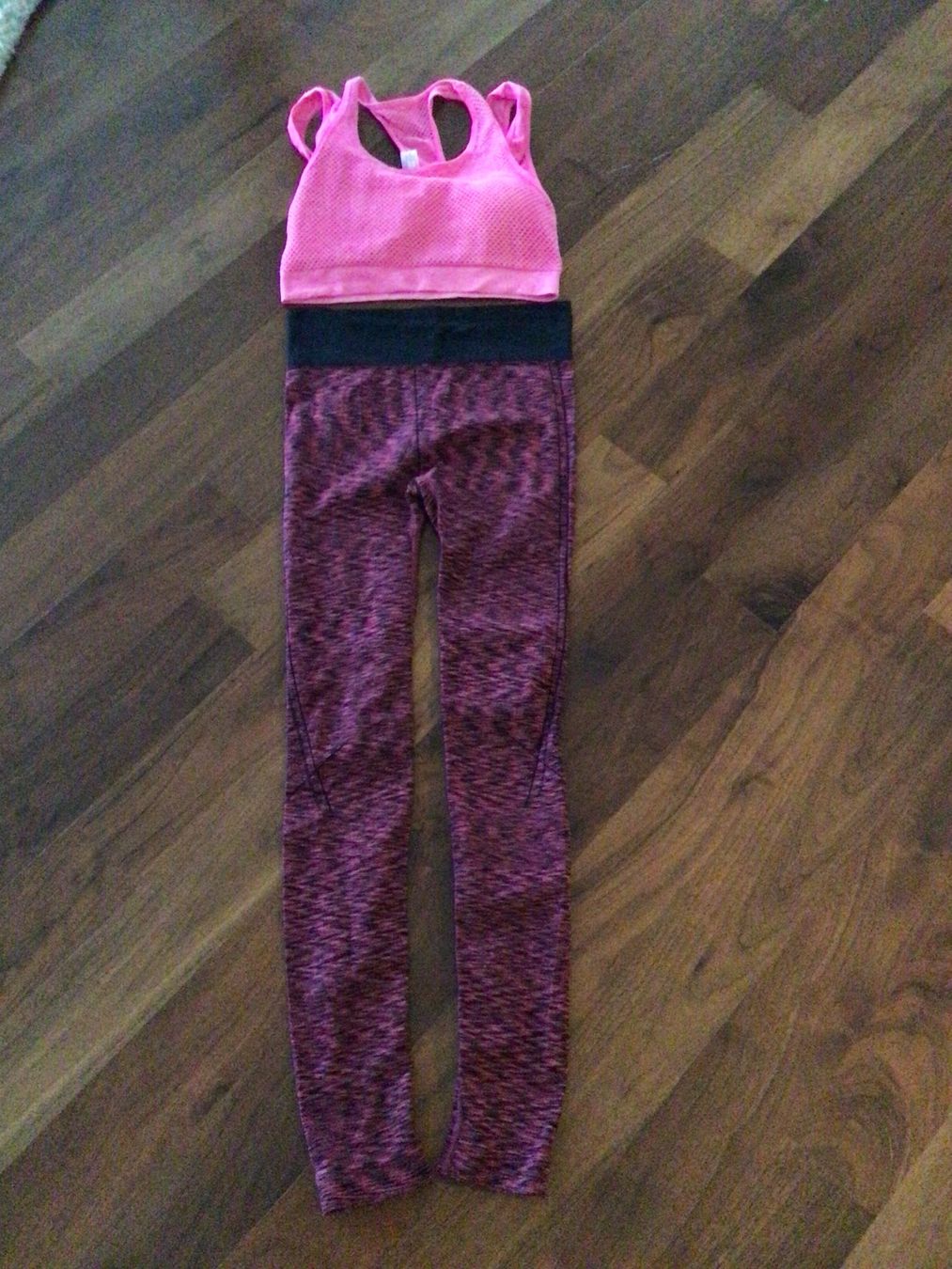 Leggings: Leggins / Top – Usato da Zürich venduto da ArmariodeRuth_Senora