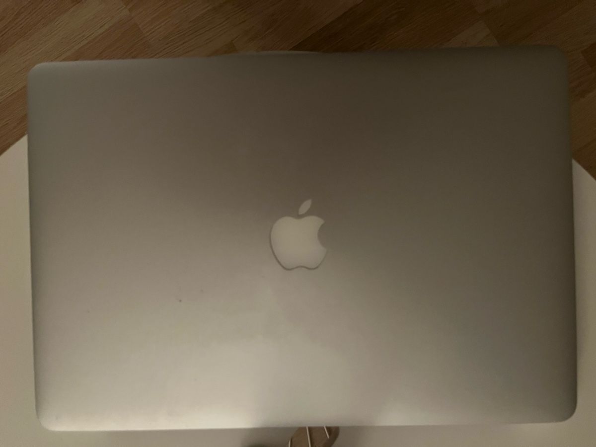 Apple PCs: Macbook pro Mid 2015 Defekt – Defekt aus Umiken von rus_6r29 2