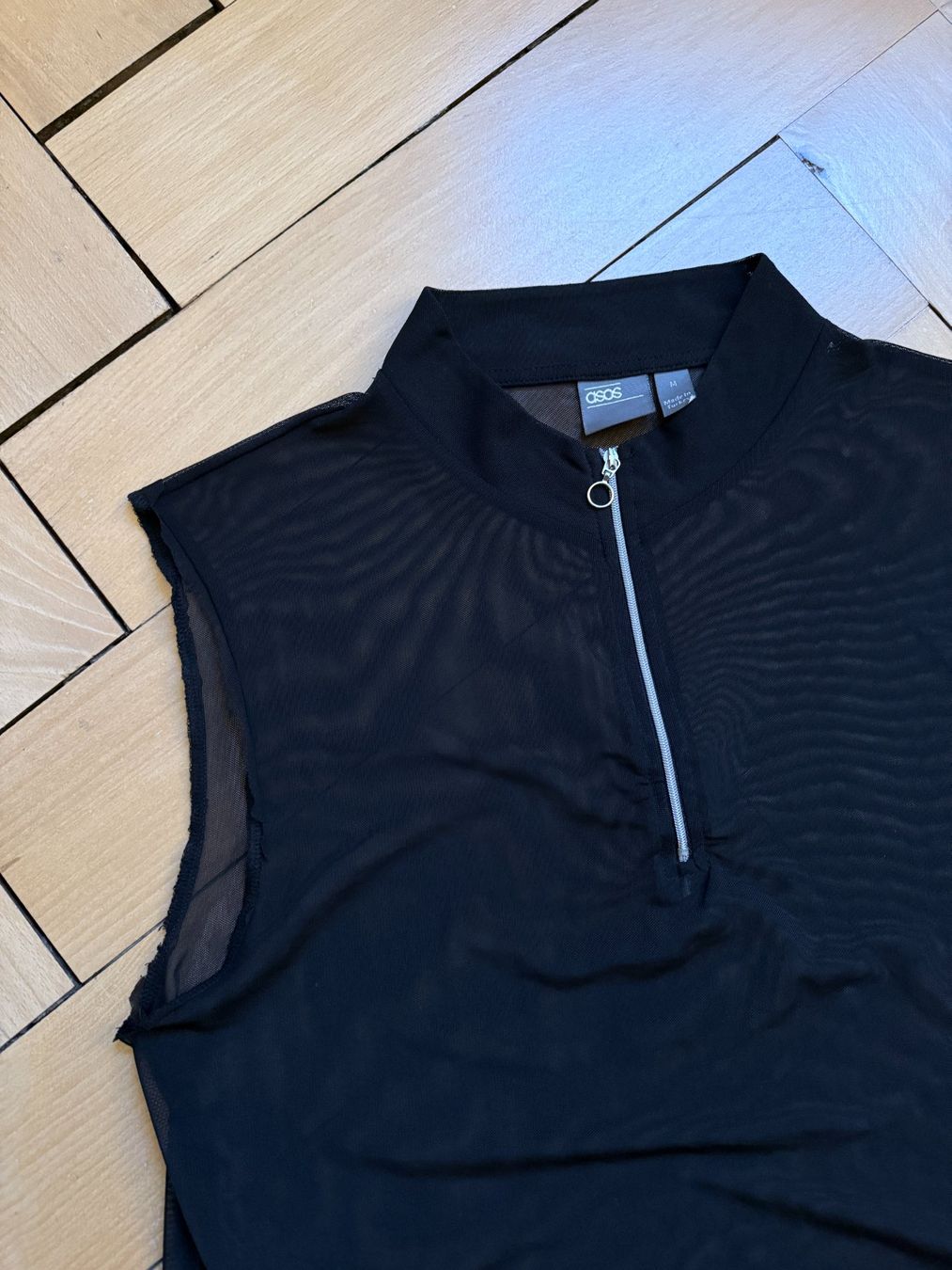 Asos Top: ASOS - Mesh Netz Tank Top schwarz M – Usato da Zürich venduto da Diazaio 1
