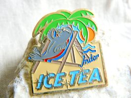 • Ice Tea Indor phoque Robbe Seehund  vintage  pin M10F.21