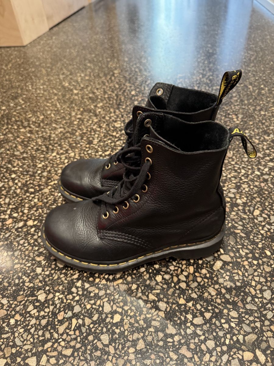Dr. Martens Scarpe da donna: Dr Martens 1460 pascal black ambassador boots size 37 – Usato da Zürich venduto da gva_r9gs 2