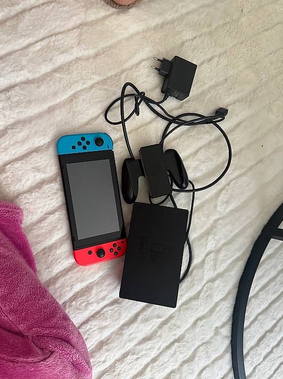 Console: Switch – Nuovo e nell'imballaggio originale da Paudex venduto da rit_hl5j