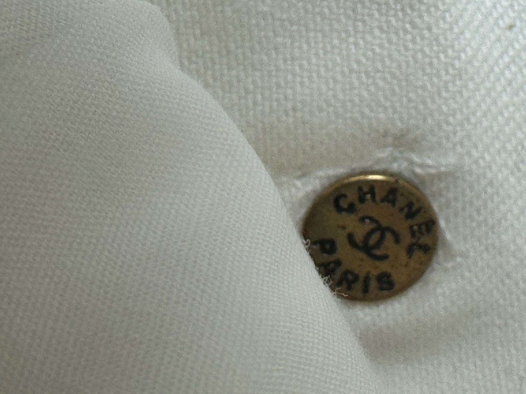 Chanel Jeans: Jeans Chanel neuf, taille 34 – Nuovo (secondo la descrizione) da Vufflens-Château venduto da Nad12 3