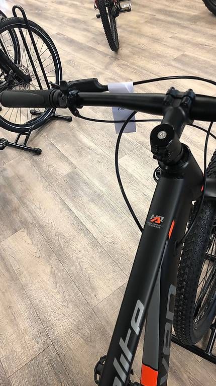 Ersatzteile: Neues MTB mit hydraulischer Bremsen – Gebraucht aus Lyssach von Hoferbike 3