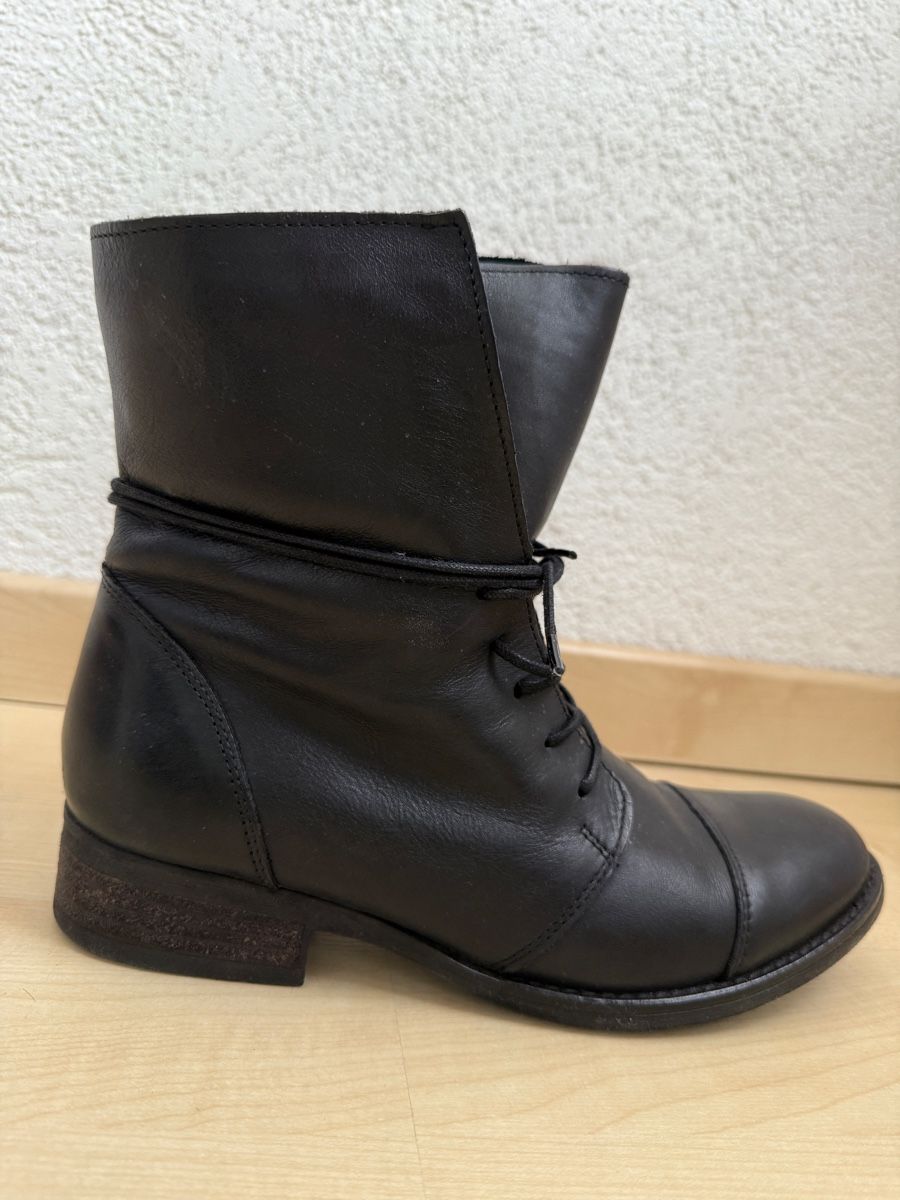 Scarpe da donna: Echt Leder Stiefeletten - Grösse 40 – Nuovo (secondo la descrizione) da Bülach venduto da tiz_mg62