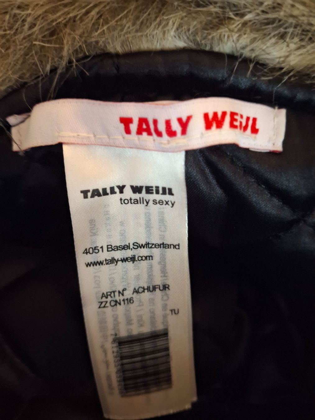 Copricapi, berretti & cappellini: Bonnet taille unique marque Tally Weijl – Usato da Villiers venduto da san_jn5w 1