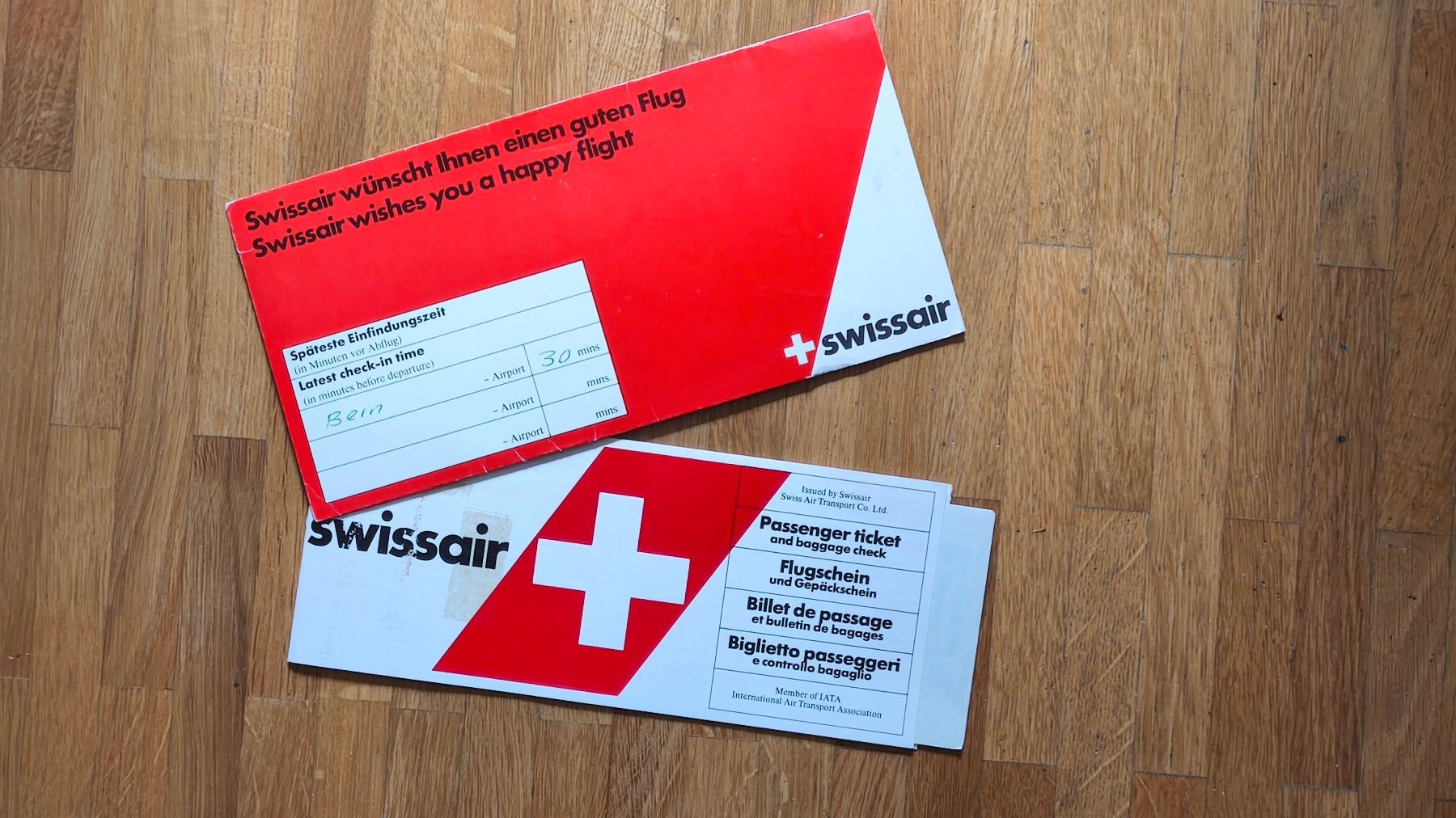 Biglietti: Altes Swissair Ticket mit Jacket – Usato da Aesch BL venduto da Opirol