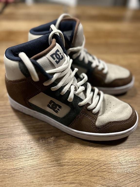 Scarpe da donna: DC Manteca 4 Hi Gr. 39 – Usato da steffisburg venduto da stefanruoff 2