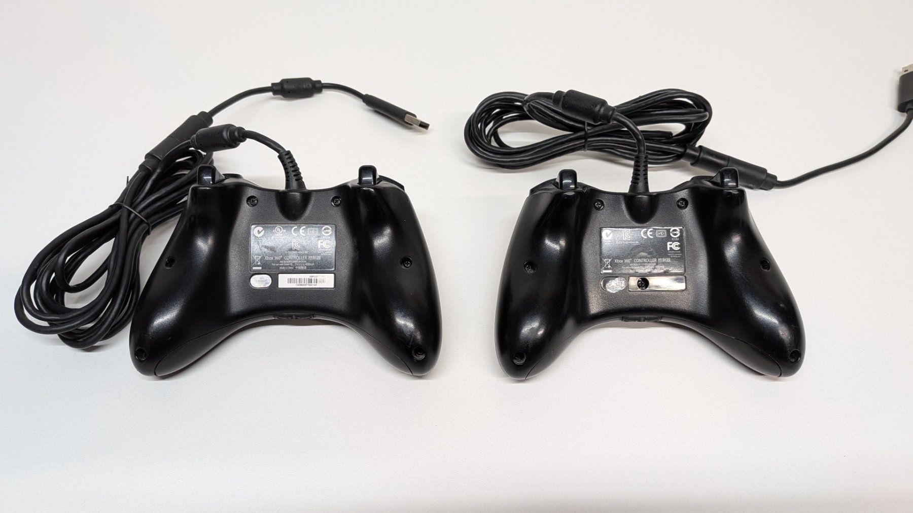 Microsoft Controller: 2 Original Xbox 360 Controller, kabelgebunden – Usato da Menziken venduto da mame18 1