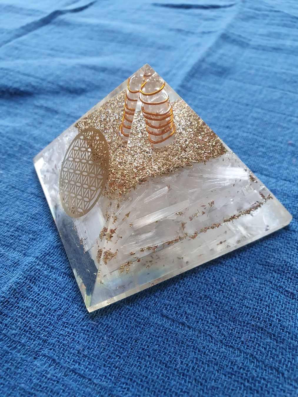 Minerali & Pietre curative: Orgon Pyramide Selenit Blume des Lebens – Nuovo (secondo la descrizione) da Allschwil venduto da Jojina123 3