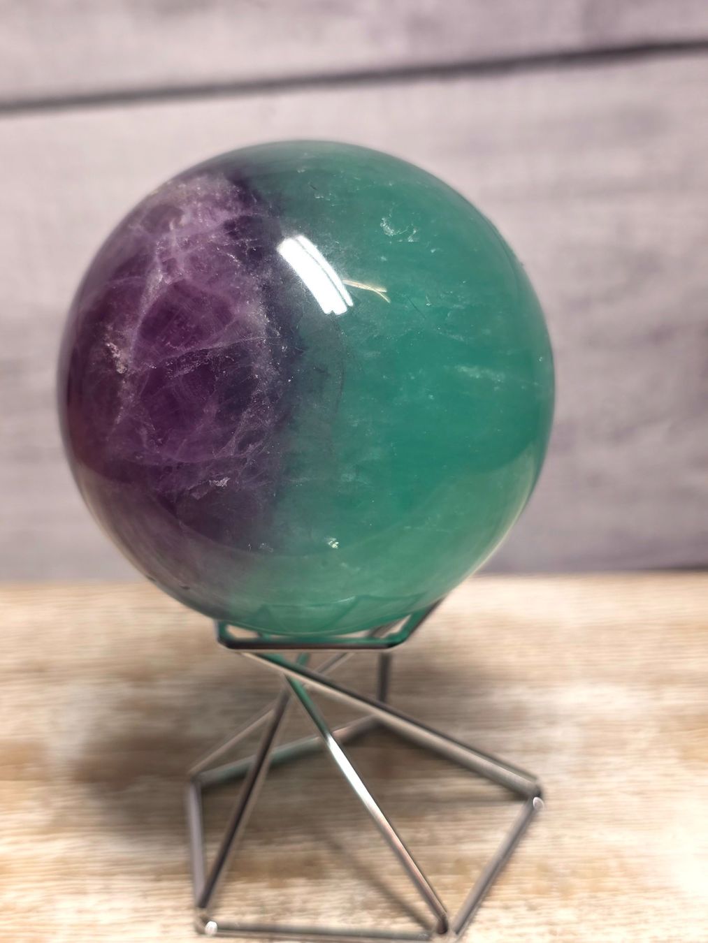Minerali & Pietre curative: Fluorit Kugel 65mm 440g – Nuovo e nell'imballaggio originale da Matzingen venduto da Shay_Crystalz 1