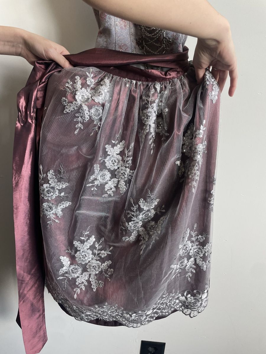 Kleider: Dirndl – Gebraucht aus sennwald von pablo.93 1