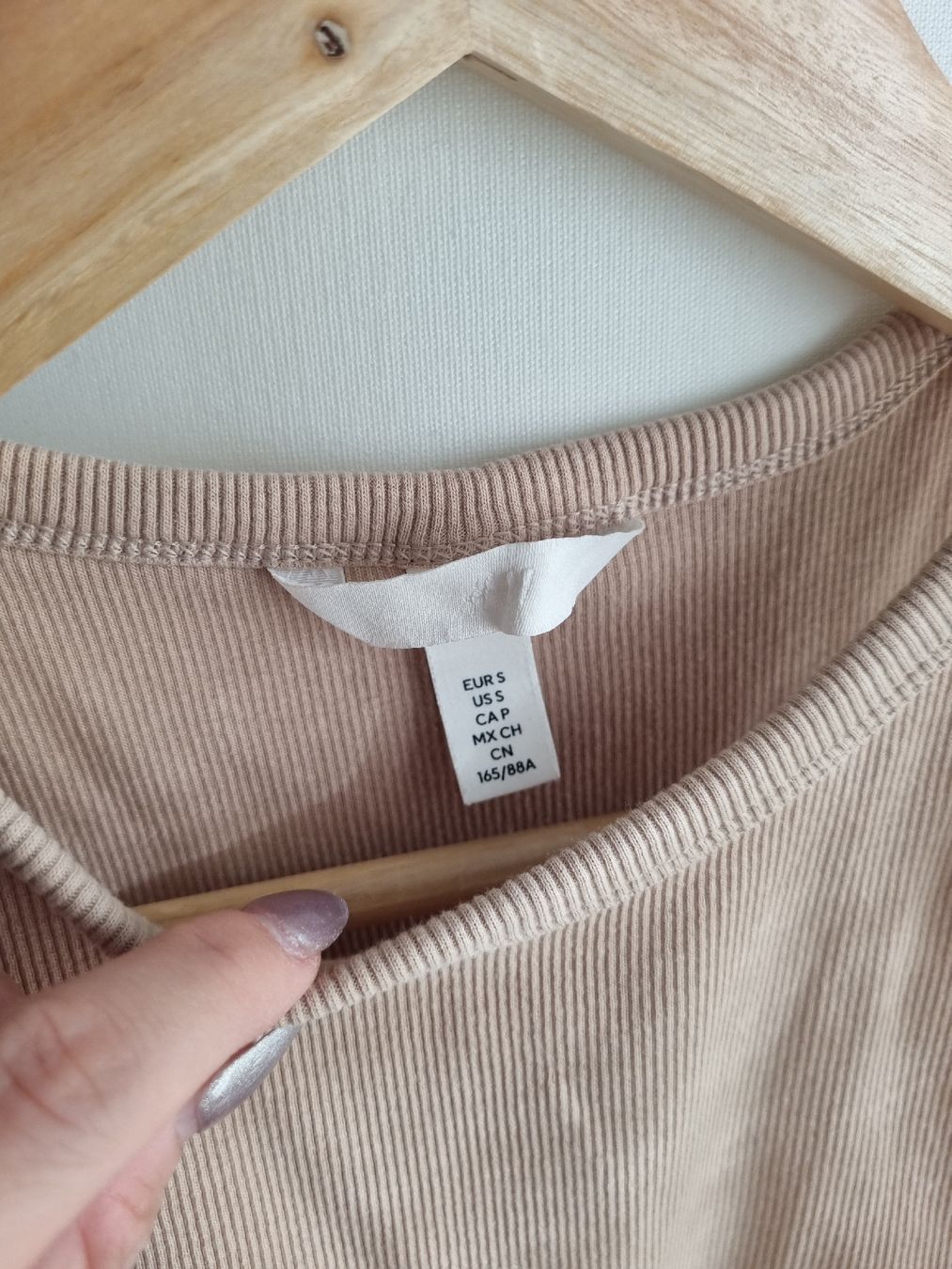 H&M Tops: H&M Beige Crop Top – Neu (gemäss Beschreibung) aus Aigle von Smagbrelle18 3