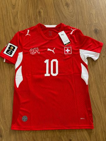 Xhaka Trikot von Schweiz Nationalteam von der WM2026 Gr:M