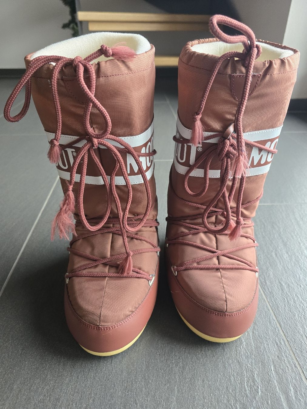 Moon Boot Scarpe da donna: MOONBOOT 35-38 – Nuovo (secondo la descrizione) da Wolfwil venduto da chipsyyy 6