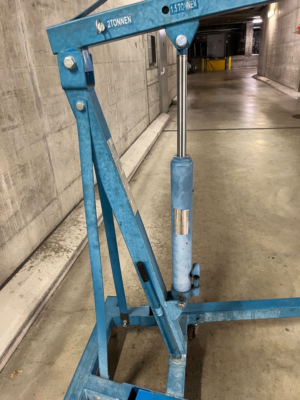 Gru: Motorkran  Engine Crane – Usato da Schwyz venduto da STANSFI 2