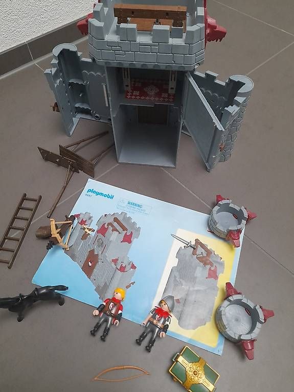 Giocattoli: Playmobil 6697 Ritterburg  – Usato da Thun venduto da jul_y9lm 1