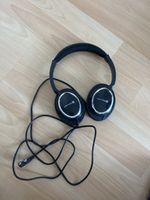 United Business Class Headphones