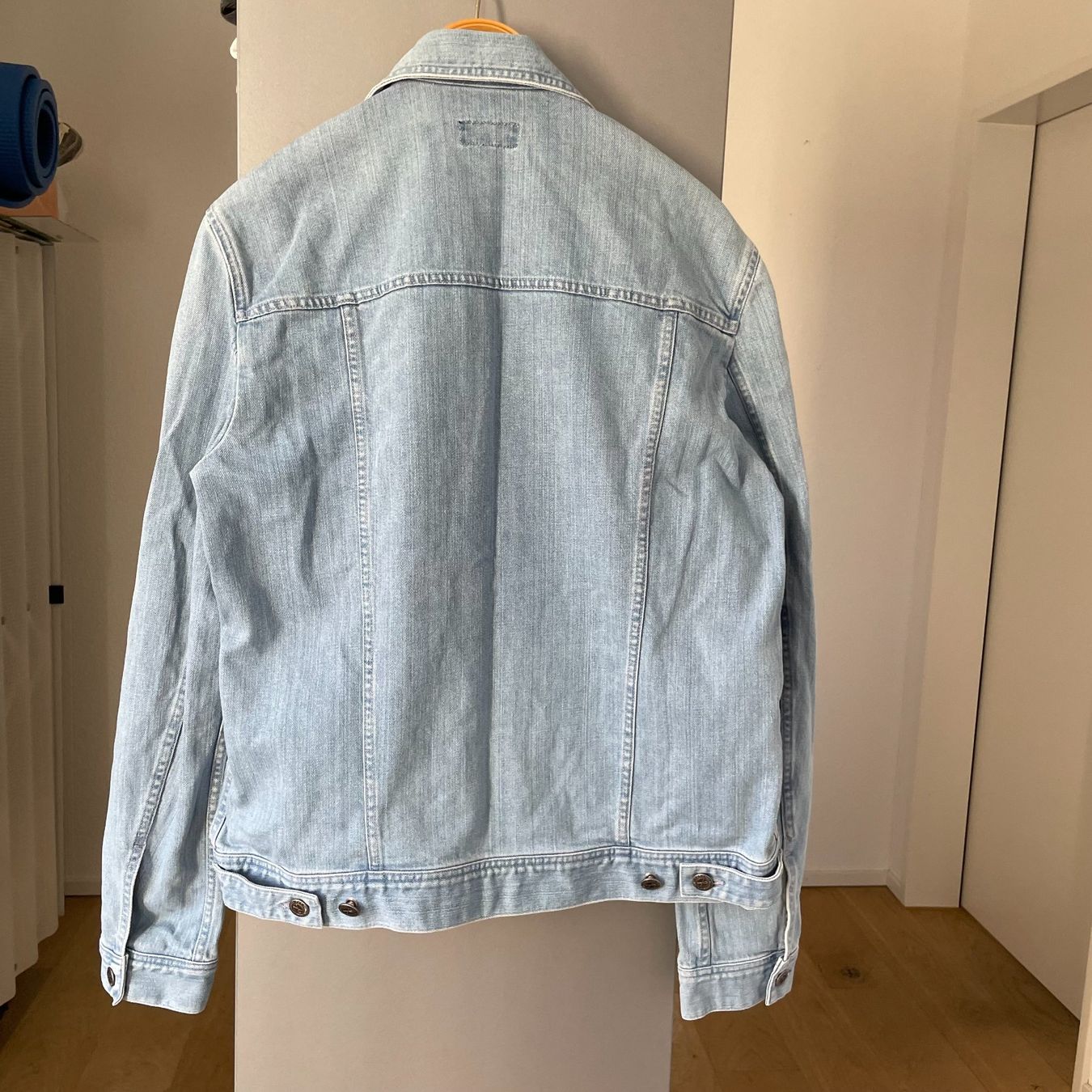 Apc Giacche: Jeans Jacke von a.p.c. – Nuovo (secondo la descrizione) da Aarburg venduto da Qin3ze 1