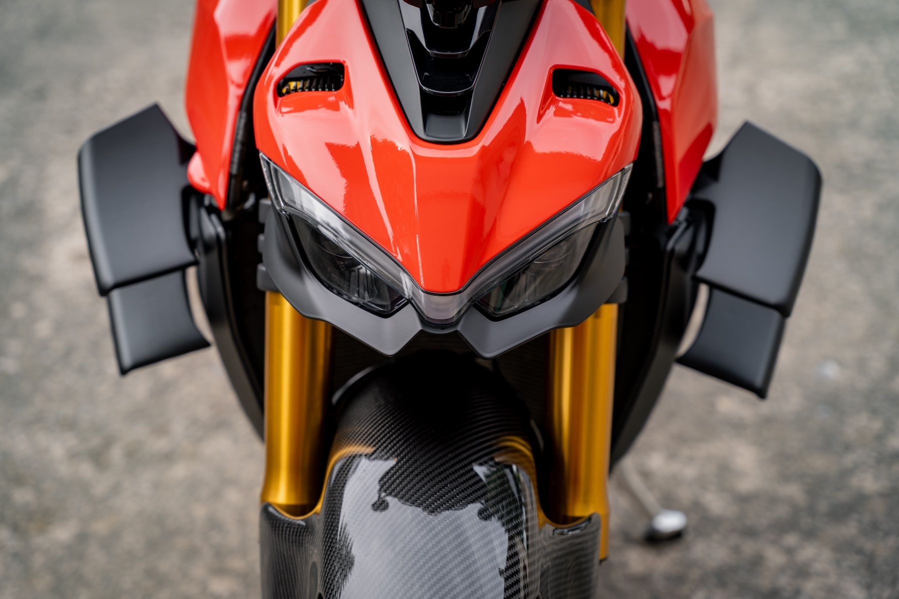 Ducati Strada: Ducati Streetfighter V4S – Usato da Donneloye venduto da Jad_tui 3