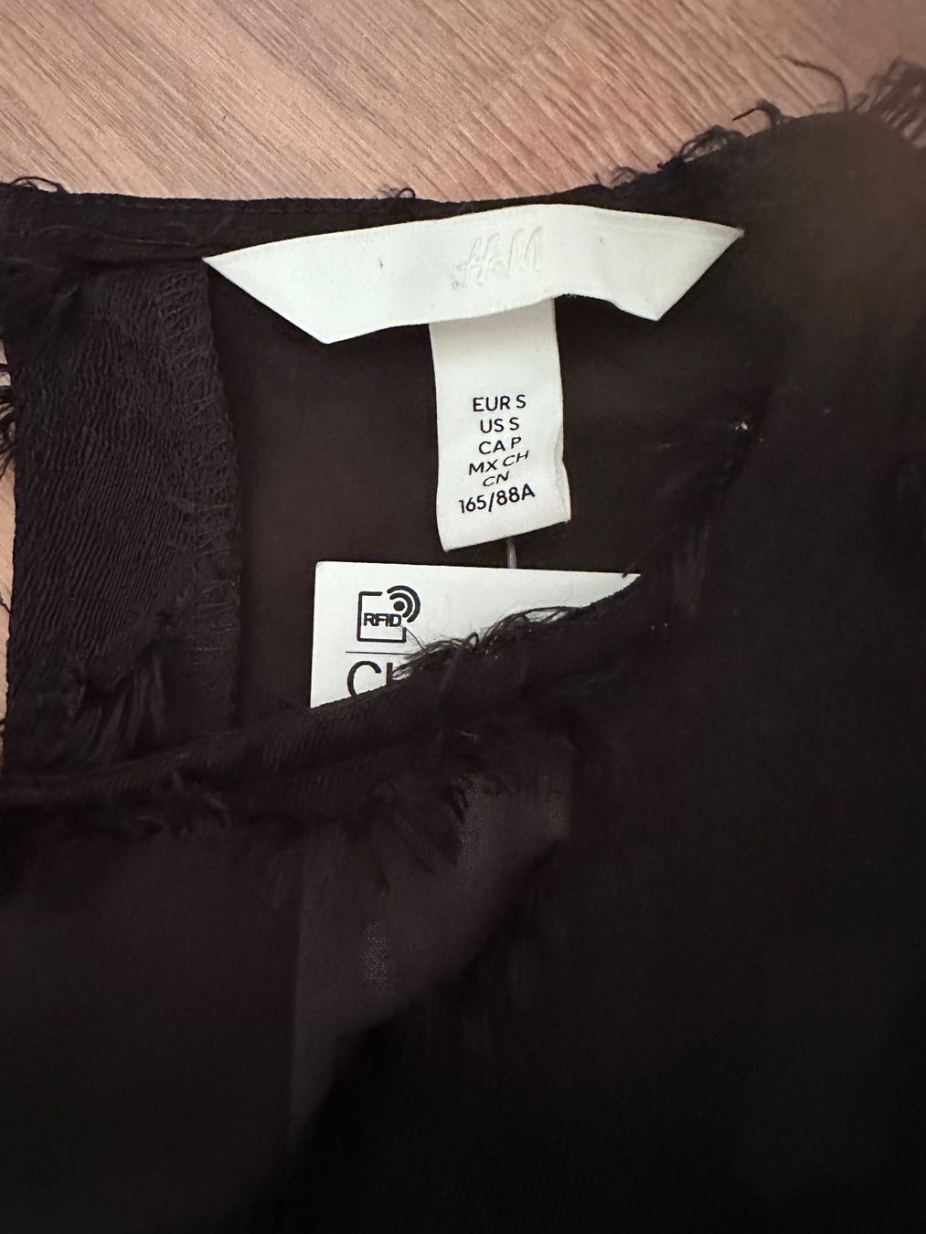 Camicette: H&M chemisier noir taille S – Nuovo (secondo la descrizione) da Peseux venduto da GSM757805 1