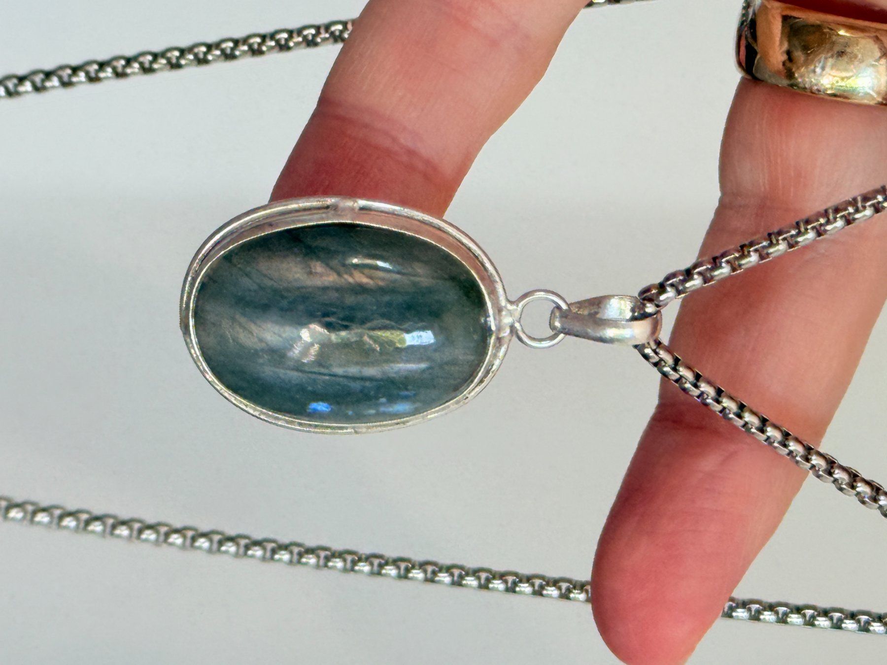 Catenine: Collier pendentif labradorite - Bijou élégant ✨ – Nuovo e nell'imballaggio originale da Genève venduto da AWWA 7