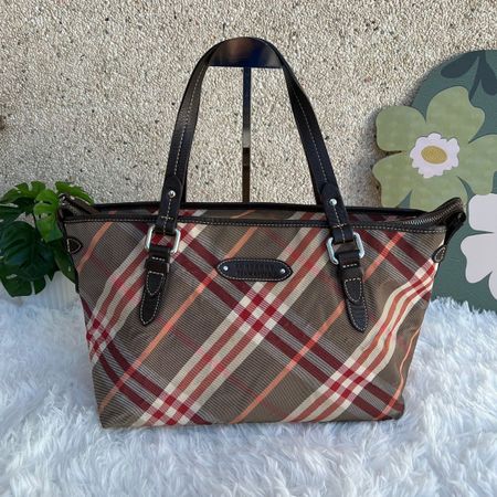 Burberry Handtasche Herbst Look Kariert Top Zustand!