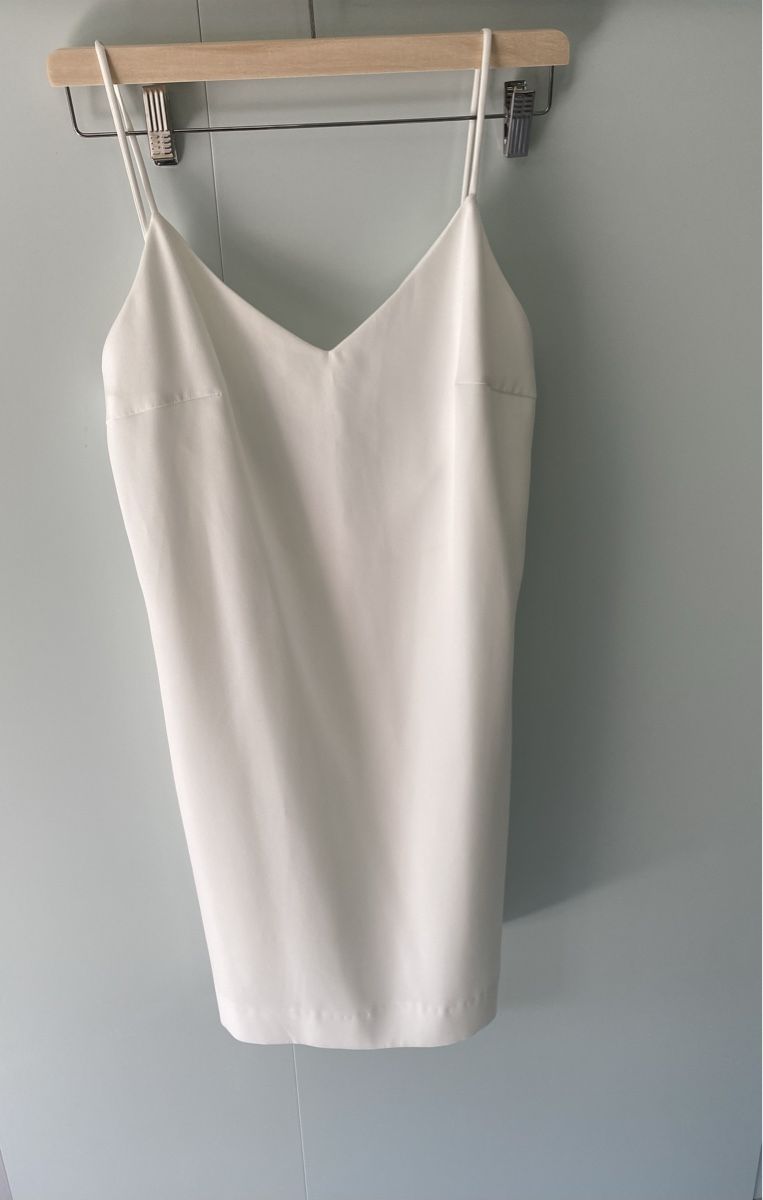 Robes: Robe avec dos ouvert. – D'occasion à Echallens par 1961zap 7