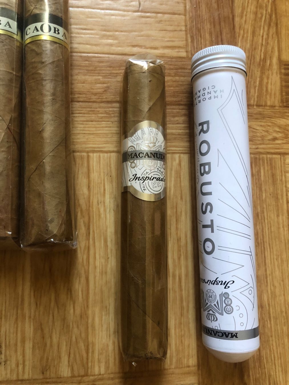 Zigarren: 4 DIV DOM REP ROBUSTO  ZIGARREN MACANUDO LA HABANERA CAOBA – Neu und originalverpackt aus basel von Lastcall 4