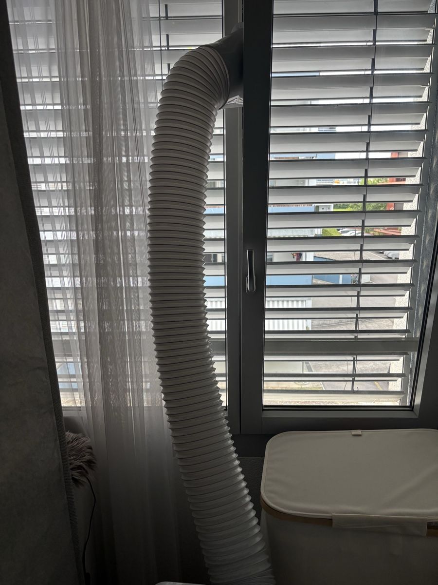 Novamatic Klimageräte: Klima Nivamatic CL 1220 Fust – Neu (gemäss Beschreibung) aus Zug von Deks 7