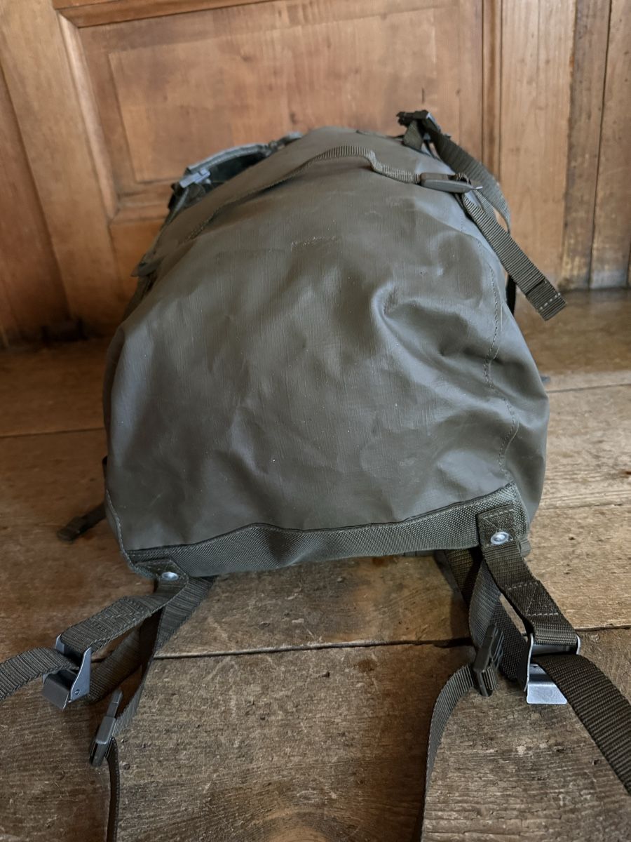 Armée suisse Sacs à dos: Schweizer Armee Militär Kampfrucksack 90 NEU  – Neuf (Voir description) à Quinto par Ticino_69 4