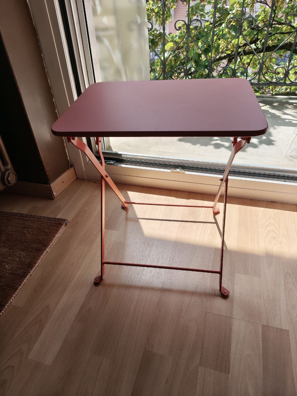Tables: Oranges Seitentischli – D'occasion à Zürich par elenaanna 2