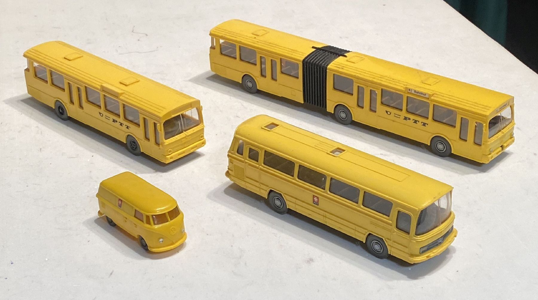 Wiking Kit di modellismo & Modellini statici: Wiking (D) 4 x Bus PTT – Usato da Sonceboz-Sombeval venduto da Decolove 1