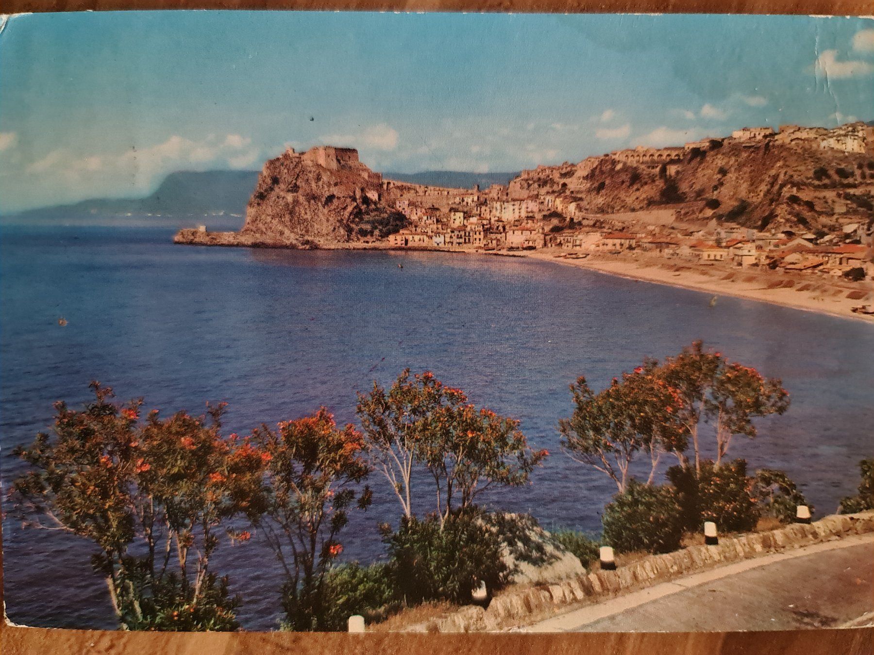 Cartoline postali: Postkarte Scilla Italien 1972 – Usato da Dintikon venduto da Vexi
