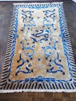 N1 Orientteppich handgeknüpft Drachenmotiv goldblau 240x155