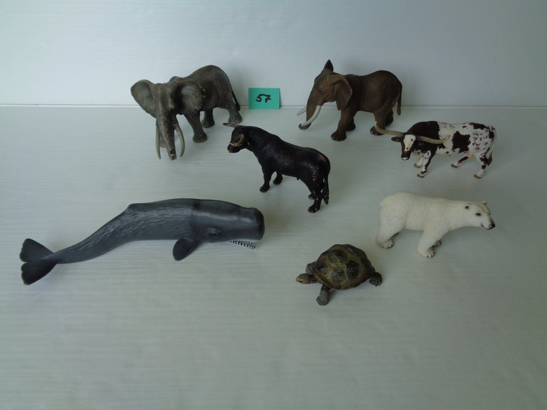 Schleich Spielzeuge: 7 grosse Schleich Tiere – Gebraucht aus Chur von omonia