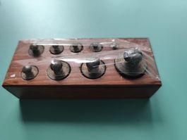 Gewichteset M. Widmer antik Holzbox Messing gebraucht