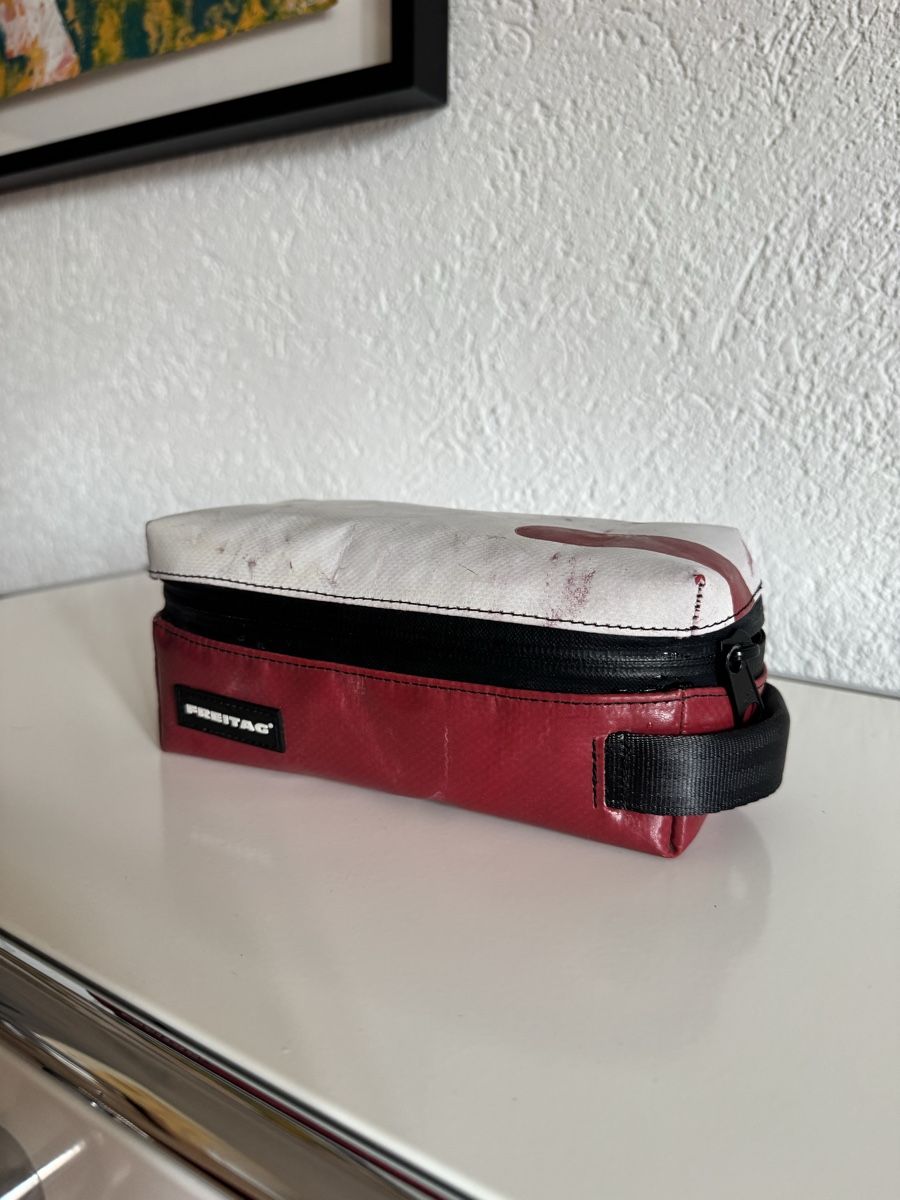 Freitag Trousses de maquillage: Freitag F35 Cheyenne – D'occasion à Zürich par zhk5
