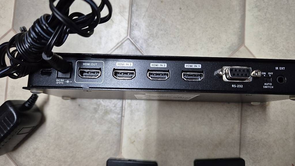 Hub & Switch: Aten vs481c 4K HDMI Switcher – Usato da Hohenrain venduto da Sven848 2