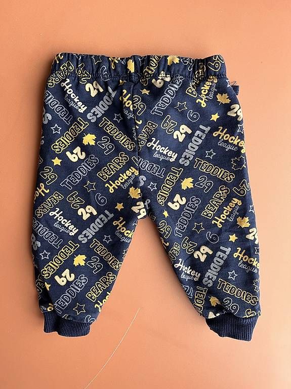 Chicco Hosen: My First Chicco Hose Gr. 62/6 – Gebraucht aus Cham von nininanana 2