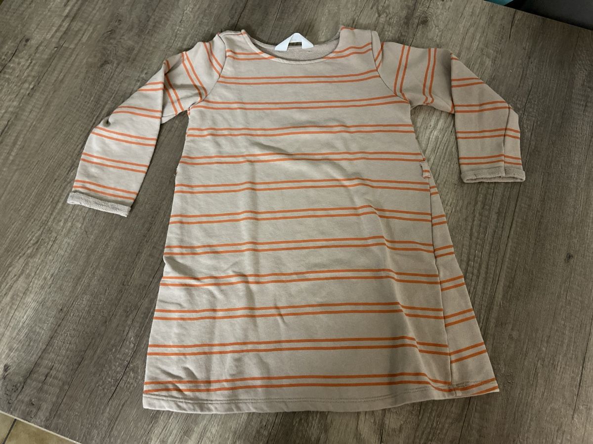 H&M Vestiti & Gonne: Robe H&M - 122-128 – Usato da Sornard (Nendaz) venduto da delezedoris