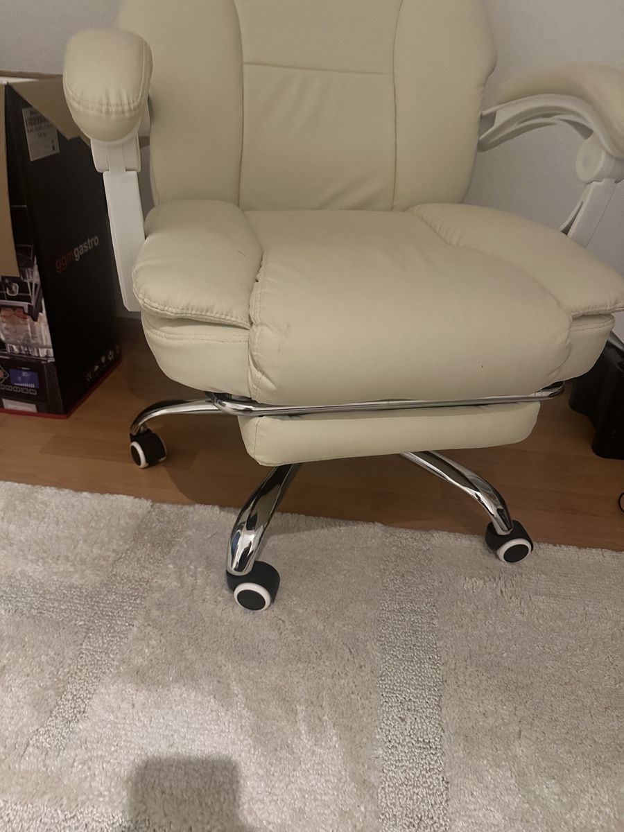 Chaises: Bürostuhl – D'occasion à Reinach BL par kim_sg9s 1