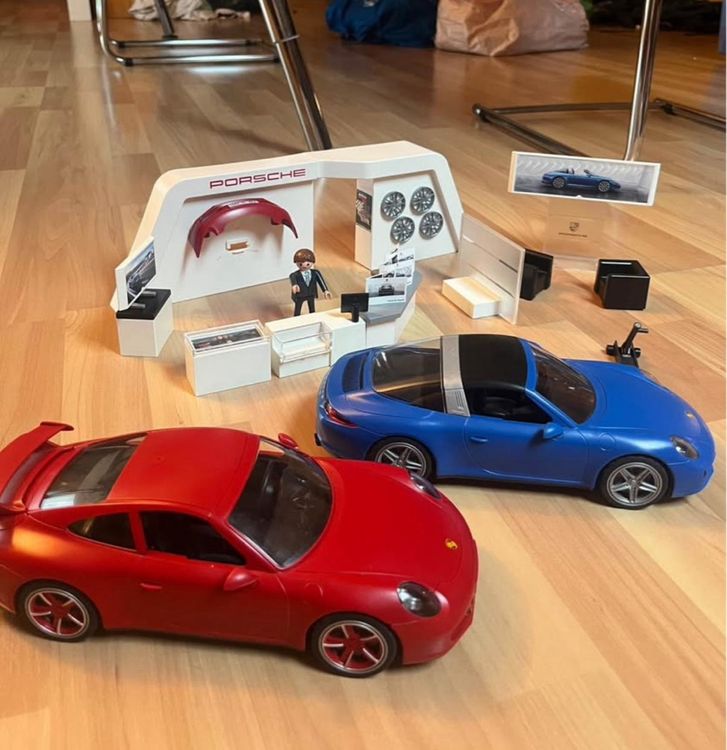PLAYMOBIL - Garage Et Maison - Occasion - Pièces De Chantier Et Bâtiment