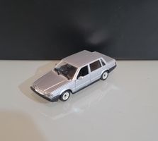 Polistil Volvo 760GLE 1:43